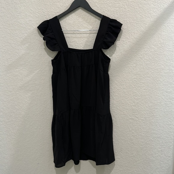 Sleeveless black dress in size M - Picture 7 of 10